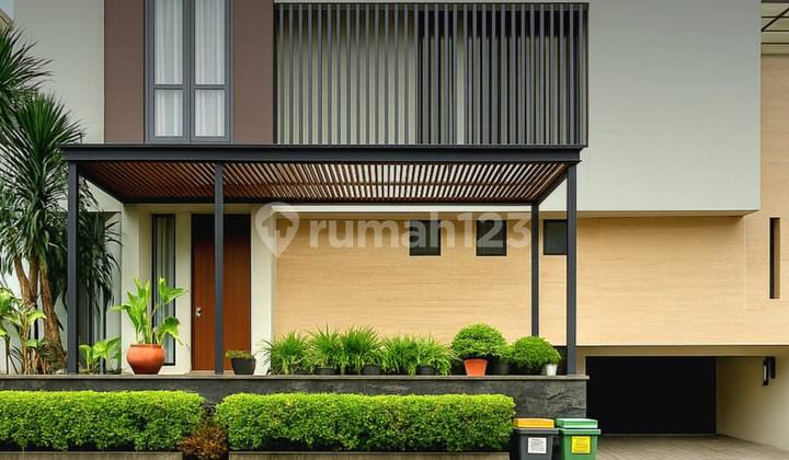 Ready-to-Occupy House in Cipete, Within a Townhouse Near MRT