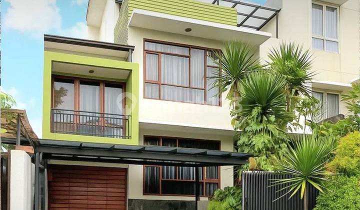 Rumah Pondok Indah, Jakarta Selatan Bagus SHM