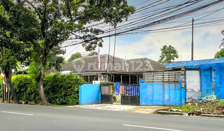 House in Pejaten with Certificate, Minimal Renovation Needed. House in Pejaten with Certificate, Minimal Renovation Needed.