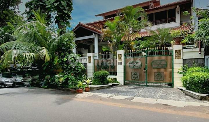 Nice House in Kebayoran Baru SHM Ready to Occupy