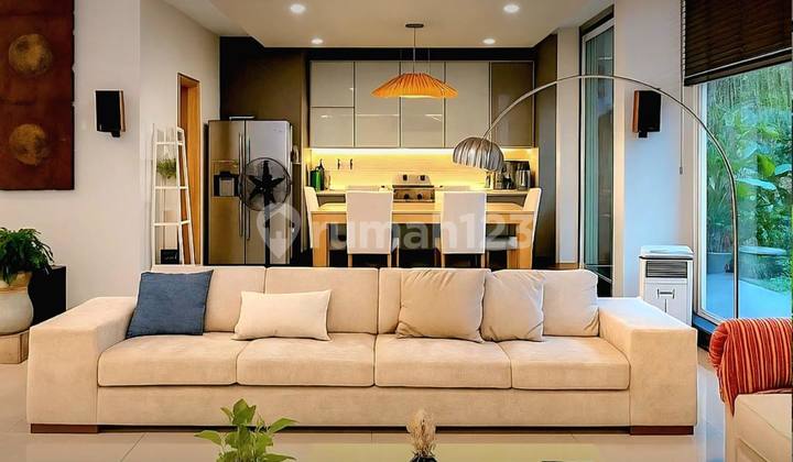 Rumah Cilandak, Jakarta Selatan Bagus SHM