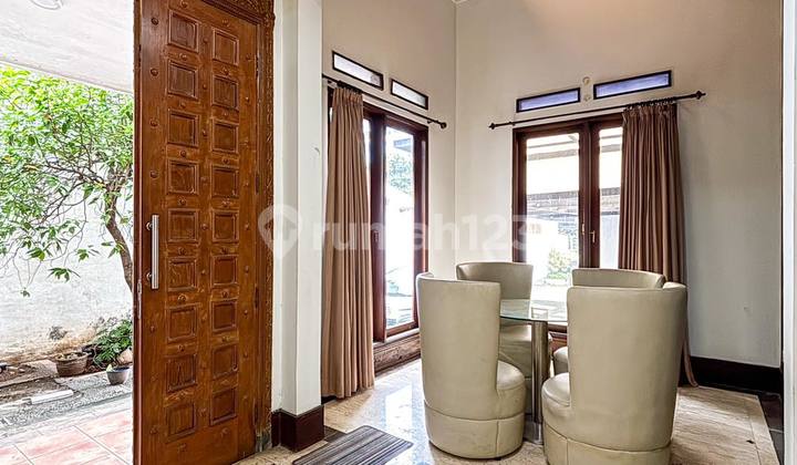 Rumah Pancoran, Jakarta Selatan Butuh Minim Renovasi Unfurnished SHM 2