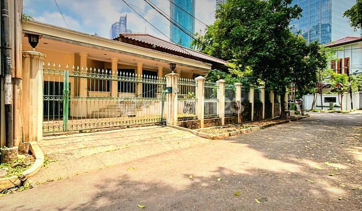 Rumah Di Kuningan Dijual Hitung Tanah Sesuai Njop