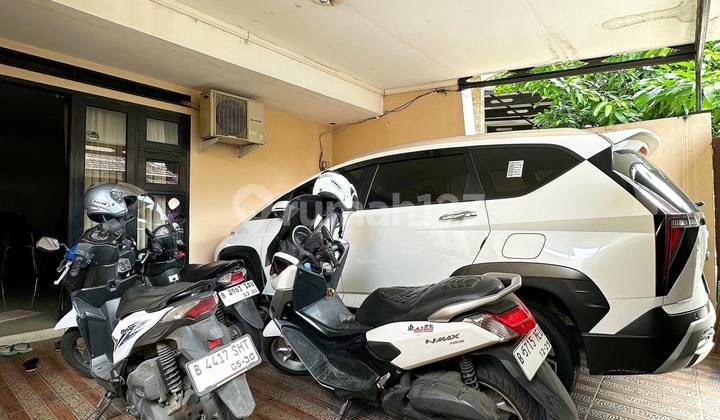 Rumah Nyaman dan Asri Dalam Komplek Tenang di Pondok Kelapa Jakarta Timur Dekat Gerbang Tol 2