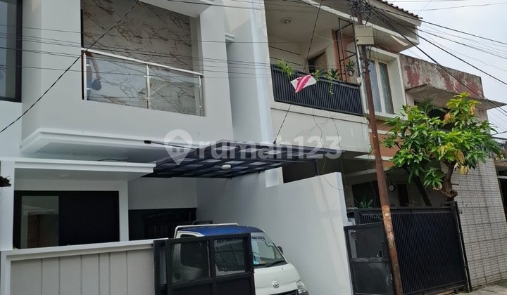Rumah Dengan Private Pool Di Mampang Jakarta Selatan Dekat Scbd Dan Senayan Rumah Dengan Private Pool Di Mampang Jakarta Selatan Dekat Scbd Dan Senayan