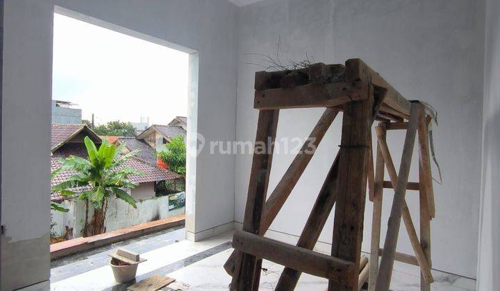 Rumah American Classic Di Jagakarsa Jakarta Selatan 2