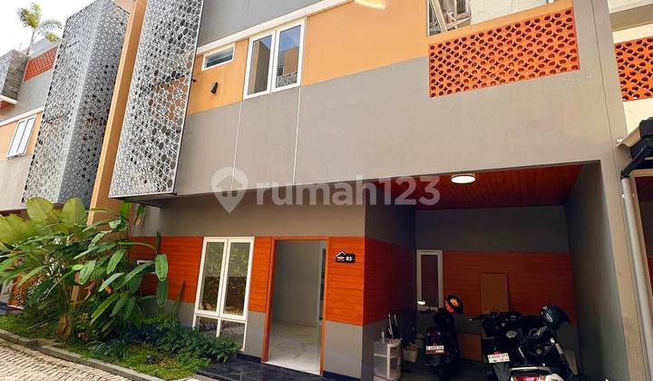 Dijual Rumah 2 Lantai + Rooftop Di Jagakarsa Jakarta Selatan 2