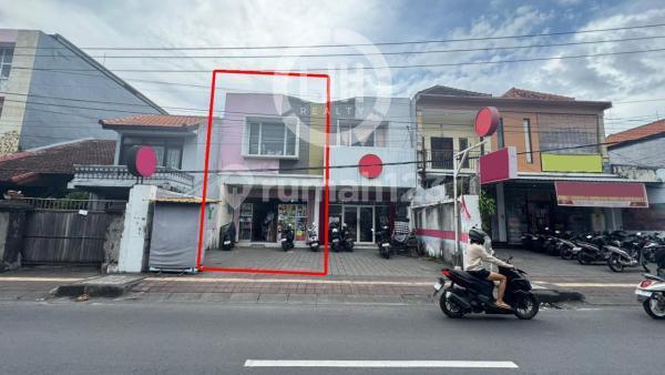 Shophouse For Business, Located In Busy Area, Surrounded By Businesses, Schools, And Residential Areas With Good Road Access, Close To Tiara Monang Maning And Teuku Umar Main Road