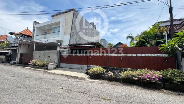Ideal for a Villa! Land in Jimbaran, South Kuta, Situated in a Residential Area, Near Pizza Hut and McDonald's Jimbaran.
