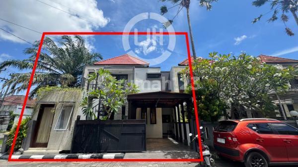 2 Storey House Semi Villa in Jimbaran, Located in a Residential Area, Well Maintained Building with Furnished Condition, Close to McDonald's Jimbaran, Pizza Hut Jimbaran, and Udayana University 2 Storey House Semi Villa in Jimbaran, Located in a Residential Area, Well Maintained Building with Furnished Condition, Close to McDonald's Jimbaran, Pizza Hut Jimbaran, and Udayana University