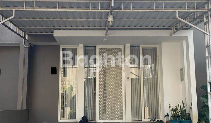 Rumah Siap Huni Di The Greenlake Citraland, Semi Furnished, ROW Jalan Lebar 3 Mobil !* 1