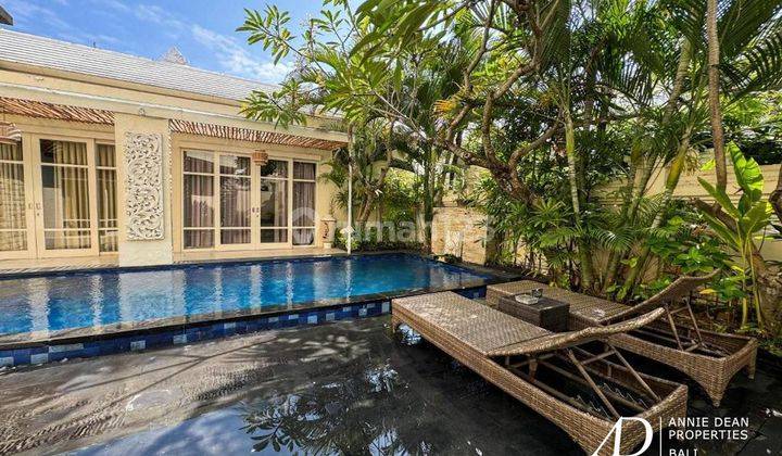 FREEHOLD 3-BEDROOM VILLA IN A COMPLEX DEWI SRI - LEGIAN 1