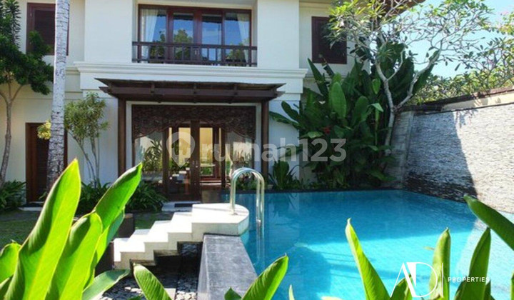 Yearly Rental | 3-Bedroom Villa In Private Complex - 5 Minutes To The Beach