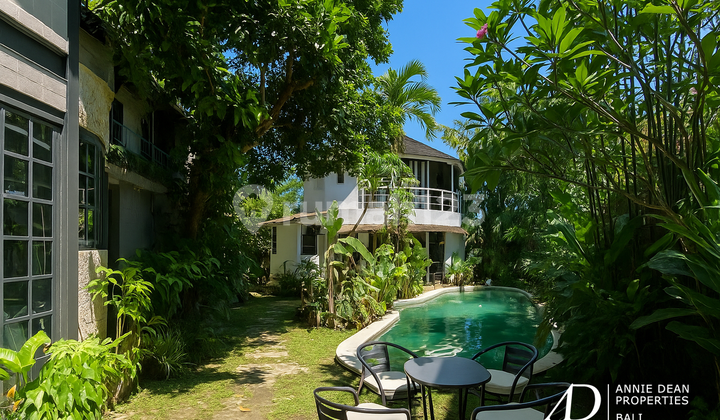 FREEHOLD | 6-BEDROOM FAMILY VILLA IN KEROBOKAN FREEHOLD | 6-BEDROOM FAMILY VILLA IN KEROBOKAN