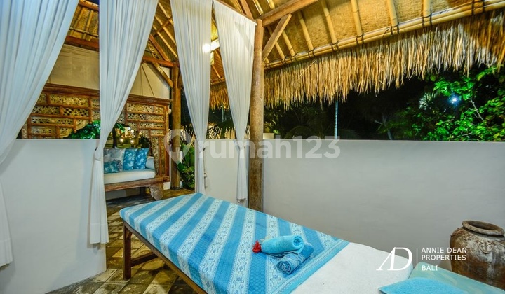 Freehold Boutique Hotel In Candidasa 11