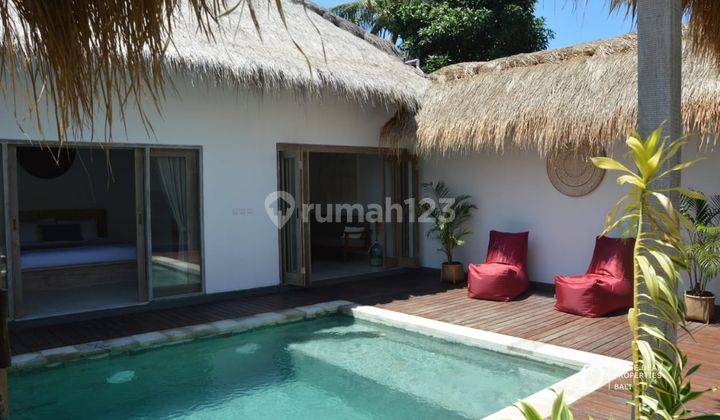 Freehold Traditional Balinese Style Villa In Gili Air 11