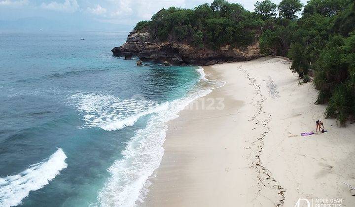 Freehold Beachfront Land In Gili Lombok Island 4