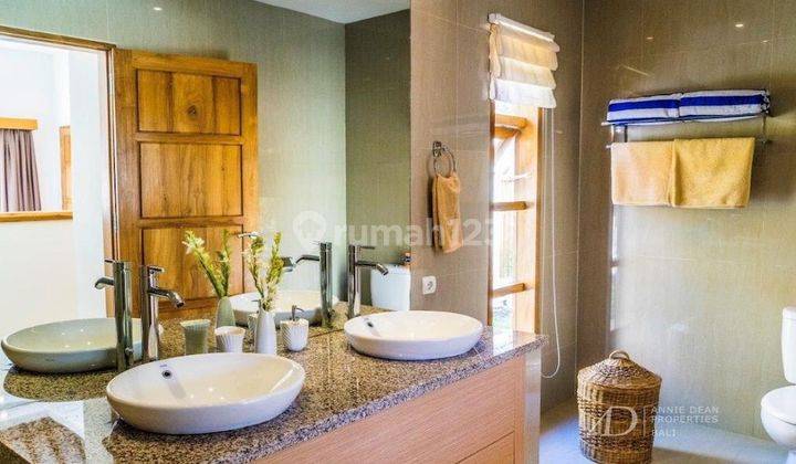 Leasehold Beachfront Resort On The Northeast Bali 2
