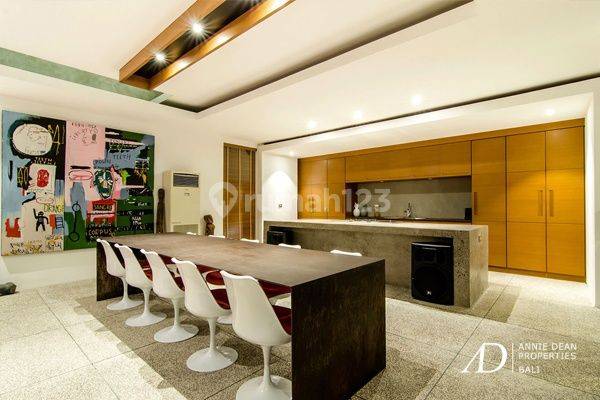 Leasehold Minimalist Architecture In Umalas