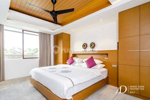 Leasehold Minimalist Architecture In Umalas