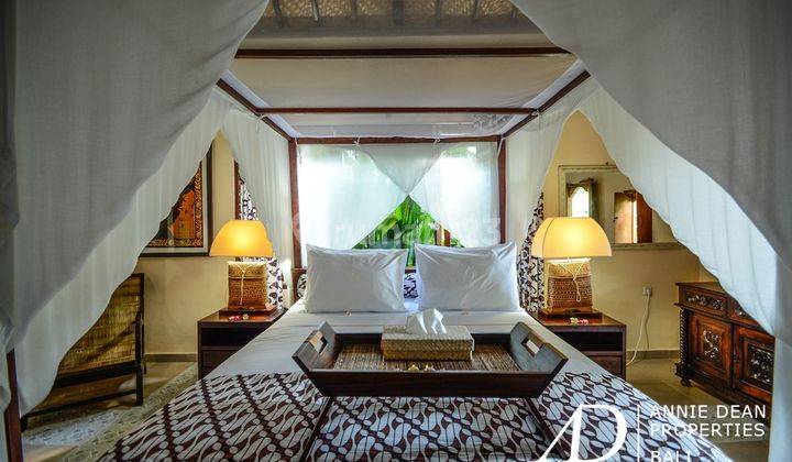 Freehold Beach Front Hotel In Candidasa 10