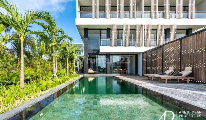 Modern Design Four Floor Twin Duplex With 180 Degree Ocean Views 1