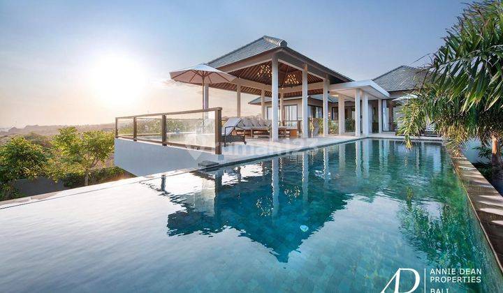 Freehold Four Bedroom Villa Offers Stunning Ocean Views 1