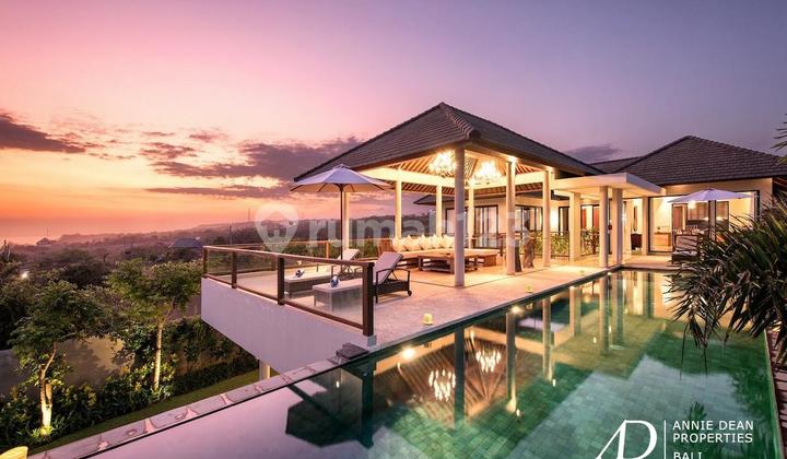 FREEHOLD LUXURY VILLA WITH STUNNING OCEAN VIEWS