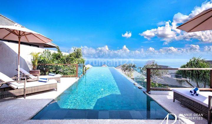 Freehold Four Bedroom Set Within Luxury Villa Complex In Ungasan  1