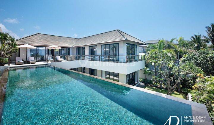 Freehold Balinese Architecture With Ocean Views In Ungasan  1