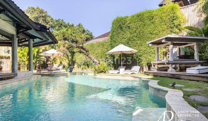 Leasehold Tropical Balinese Design 4 Bedroom In Seminyak 1