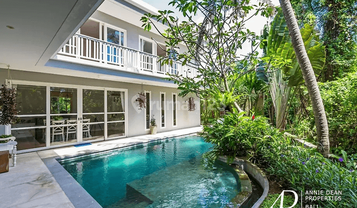 Freehold Villas In Prime Location Beachside Of Canggu 1