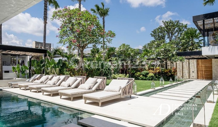 FREEHOLD | ULTRA MODERN LUXURY VILLA IN TUMBAK BAYUH 2