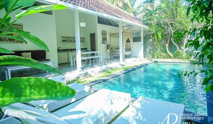 Freehold Complex 12 Units Villa In Gili Trawangan  1