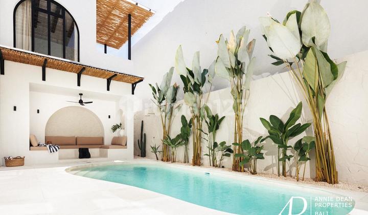 Leasehold Mediterranean style Villa In Seseh Beach 