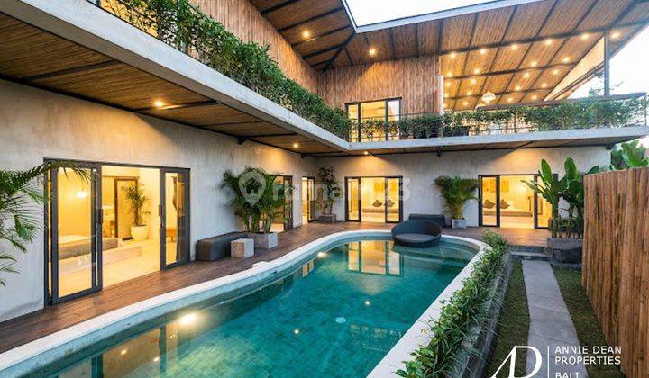 Leasehold 8 BEDROOM Boutique Studio In The Hear Of Canggu 1