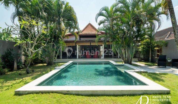 Freehold Single Level 3 BEDROOM Villa In Nyanyi 1