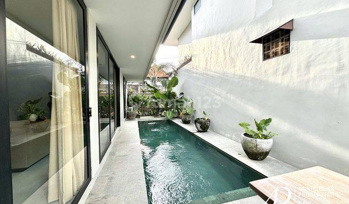 LEASEHOLD COMPLEX 4 BEDROOM MODERN VILLA IN CANGGU 1