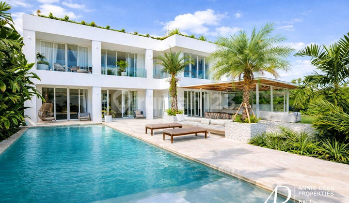 Freehold | Modern Design Villa With Rooftop & Ocean Views Freehold | Modern Design Villa With Rooftop & Ocean Views