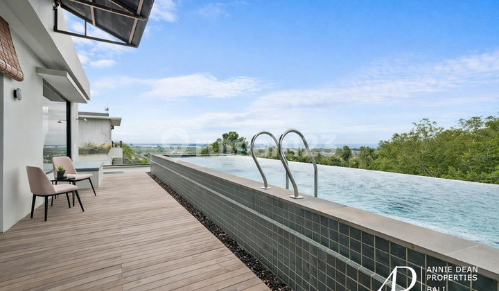 Freehold | 6-Bedroom Villa With Panoramic Ocean Views In Jimbaran Freehold | 6-Bedroom Villa With Panoramic Ocean Views In Jimbaran