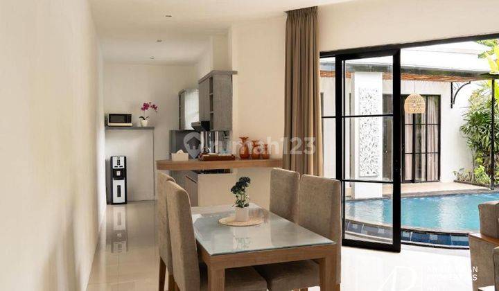 FREEHOLD 3-BEDROOM VILLA IN A COMPLEX DEWI SRI - LEGIAN 2