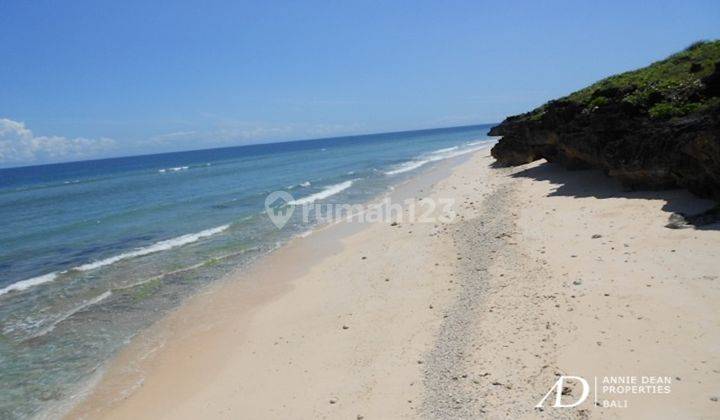 Freehold Stunning White Beachfront Land In Sumba 2