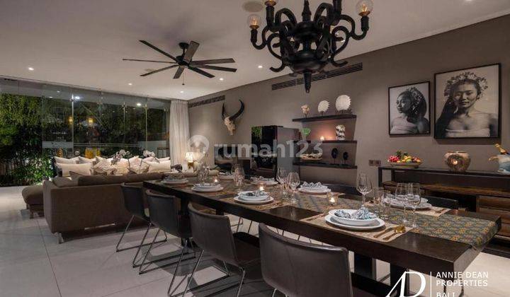  FREEHOLD LUXURY VILLA ONE MINUTE FROM THE BEACH IN SEMINYAK 2