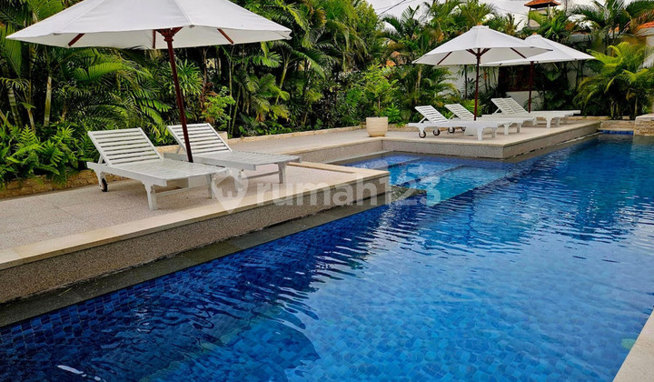 Leasehold | Renovated 4-Bedroom Luxury Villa In Prime Seminyak
