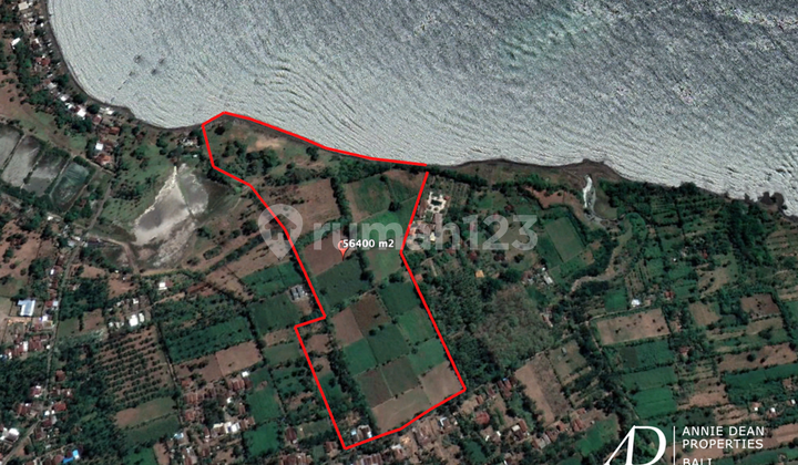 FREEHOLD BEACH FRONT LAND IN SINGARAJA (5,64 HA) FREEHOLD BEACH FRONT LAND IN SINGARAJA (5,64 HA)