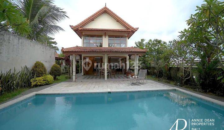 Leasehold 40 Years 2 Bedroom Villa In Pantai Kedungu 1