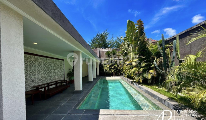 LEASEHOLD | MODERN TROPICAL VILLA IN TOYANING UNGASAN LEASEHOLD | MODERN TROPICAL VILLA IN TOYANING UNGASAN