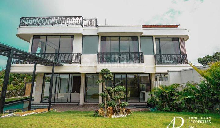 Freehold Villa In Ungasan With Panoramic Ocean Views 1