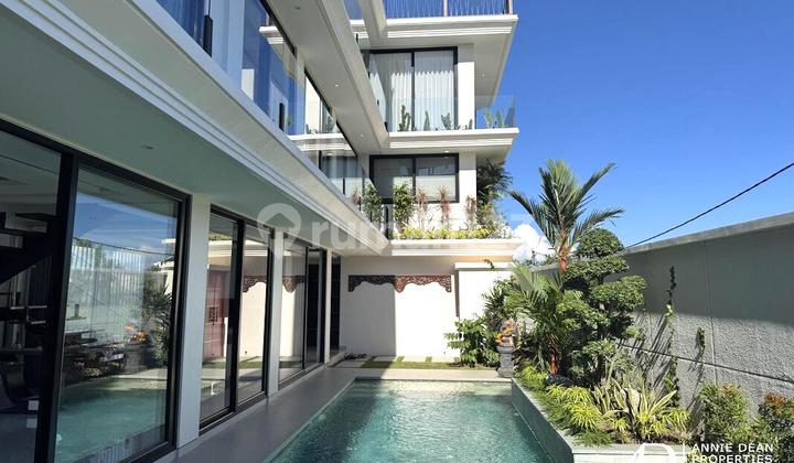 YEARLY RENTAL MODERN 3-LEVEL VILLA WITH OCEAN VIEWS - 300M FROM THE BEACH YEARLY RENTAL MODERN 3-LEVEL VILLA WITH OCEAN VIEWS - 300M FROM THE BEACH