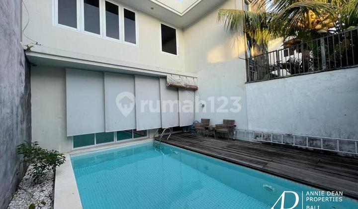 FREEHOLD | CHARMING SMALL FAMILY VILLA WITH POOL IN JIMBARAN FREEHOLD | CHARMING SMALL FAMILY VILLA WITH POOL IN JIMBARAN